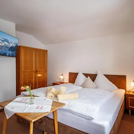 Berggasthof Geislerhof Homestay