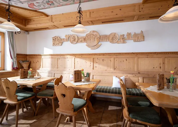 Homestay Berggasthof Geislerhof Tux